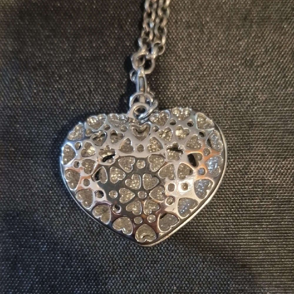 Rhinestone Puffed Heart Pendant Necklace - Silver Tone